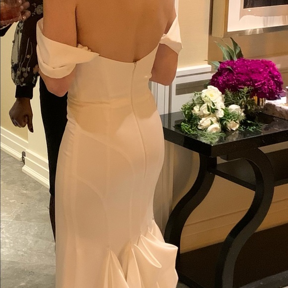 Adam Zohar wedding gown - Picture 8 of 10